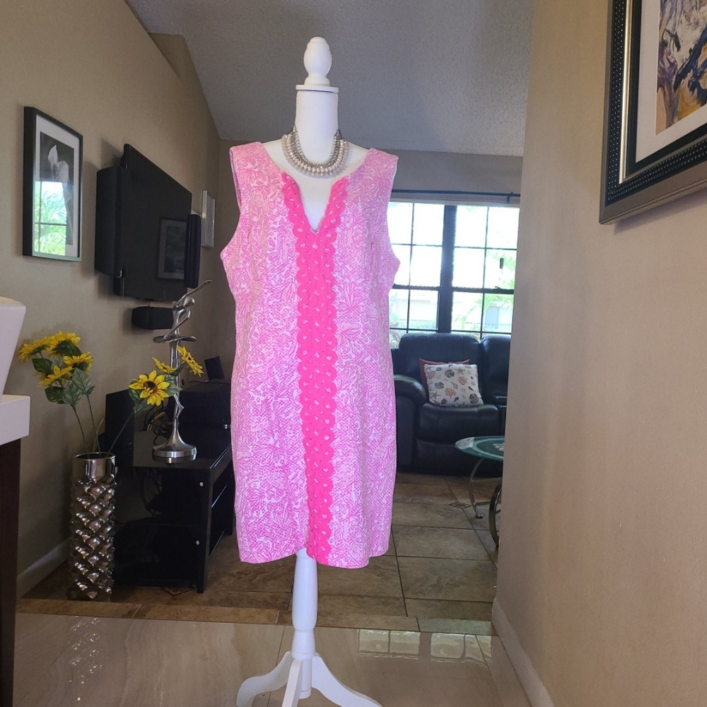 Lilly Pulitzer Pink Patterned Mini Dress with Hot Pink Trim - Picture 3 of 7